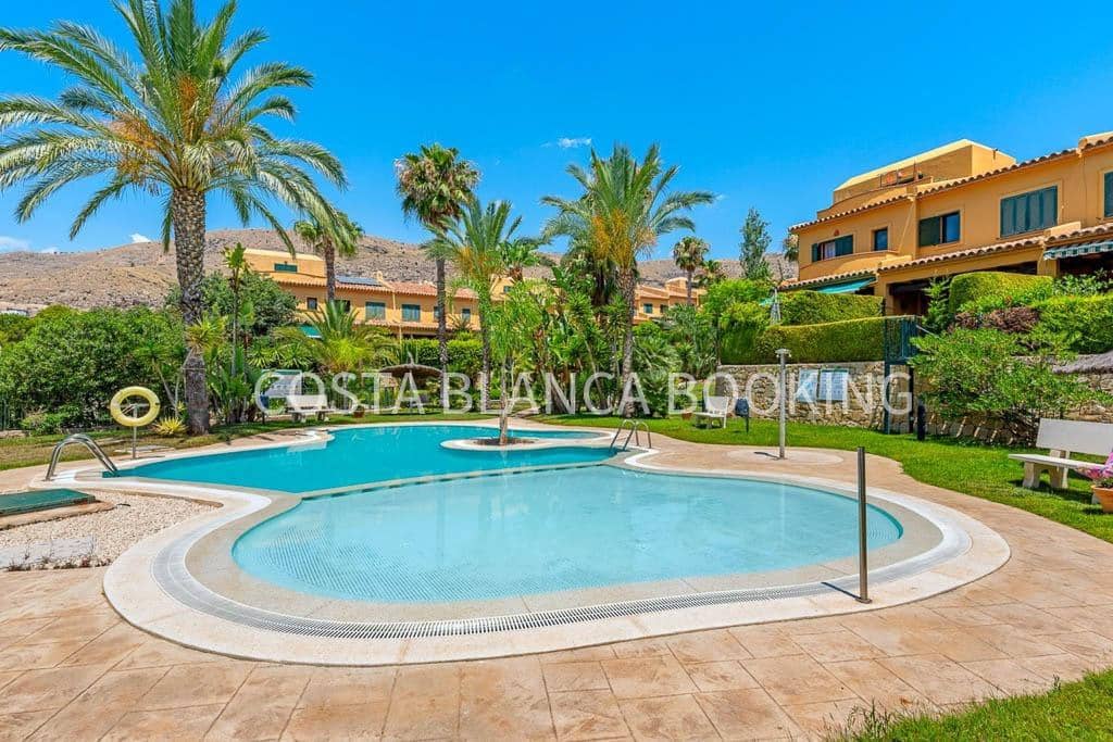Adosado de 2 habitaciones en Finestrat en venta - 295.000 € (Ref: 9569340)
