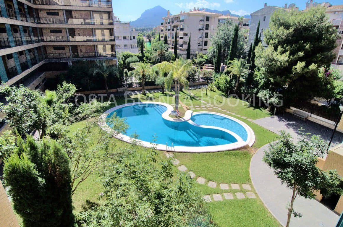 4 sypialnia Penthouse na sprzedaż w Alfaz del Pi / L'Alfas del Pi - 2 200 000 € (Ref: 9582789)