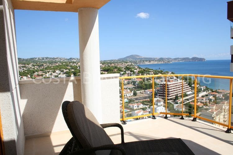 2 bedroom Apartment for sale in Calpe / Calp - € 637,000 (Ref: 9582790)