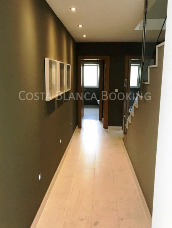 4 quarto Moradia para venda em Alfaz del Pi / L'Alfas del Pi - 950 000 € (Ref: 9582793)