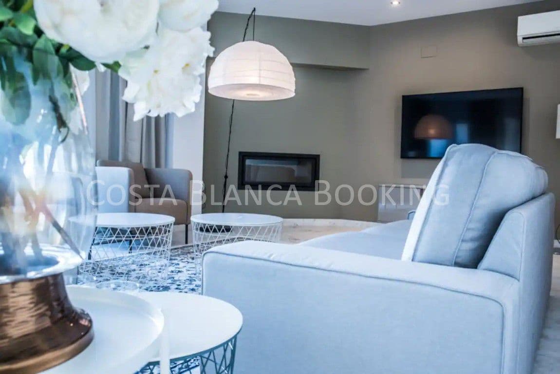 4 quarto Moradia para venda em Alfaz del Pi / L'Alfas del Pi - 950 000 € (Ref: 9582793)