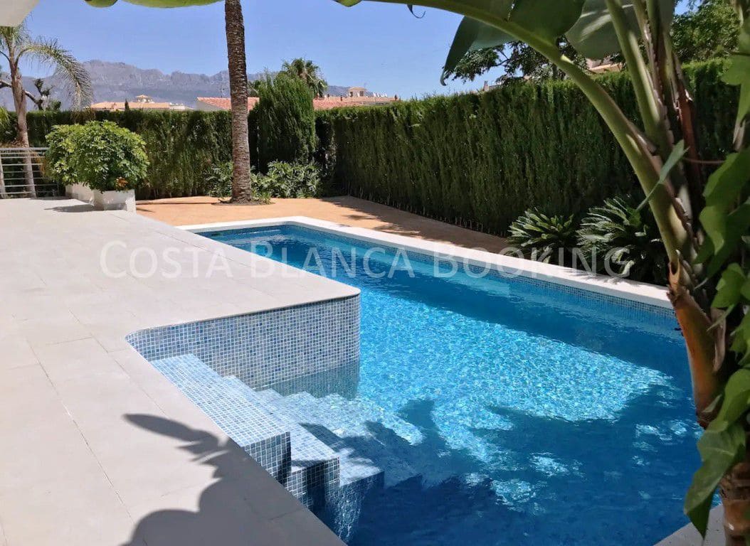 4 quarto Moradia para venda em Alfaz del Pi / L'Alfas del Pi - 950 000 € (Ref: 9582793)