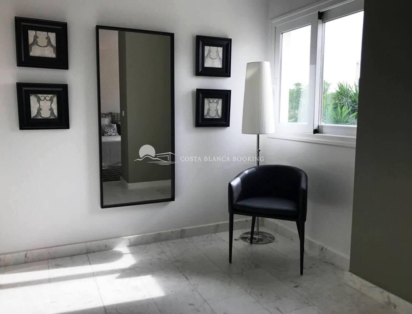 4 bedroom Villa for sale in Albir with pool garage - € 950,000 (Ref: 9582793)