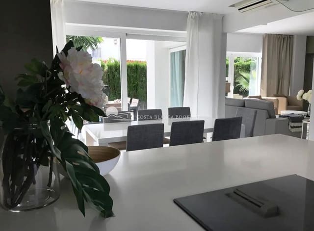 4 quarto Moradia para venda em Albir, Alfaz del Pi / L'Alfàs del Pi com piscina garagem - 950 000 € (Ref: 9582793)