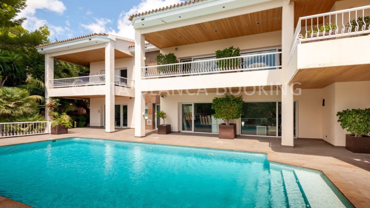 5 slaapkamer Villa te koop in Altea - € 1.950.000 (Ref: 9582794)