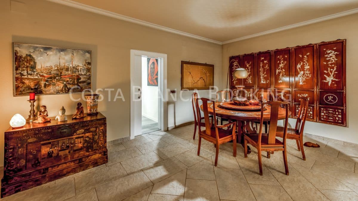 5 slaapkamer Villa te koop in Altea - € 1.950.000 (Ref: 9582794)