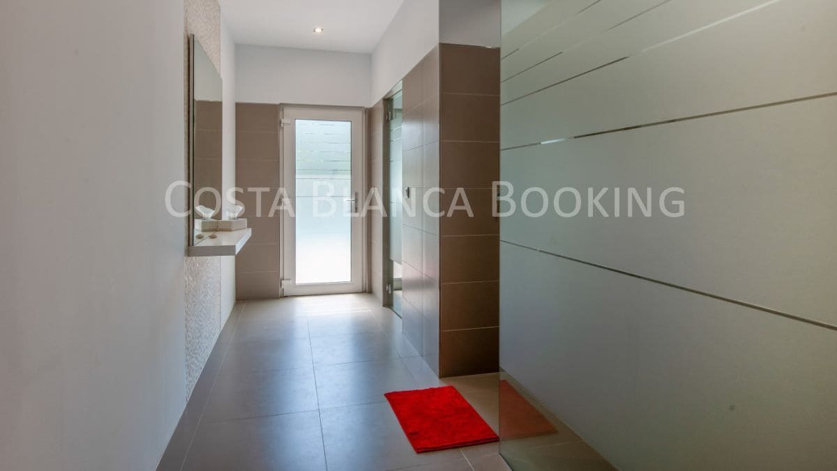 5 slaapkamer Villa te koop in Altea - € 1.950.000 (Ref: 9582794)