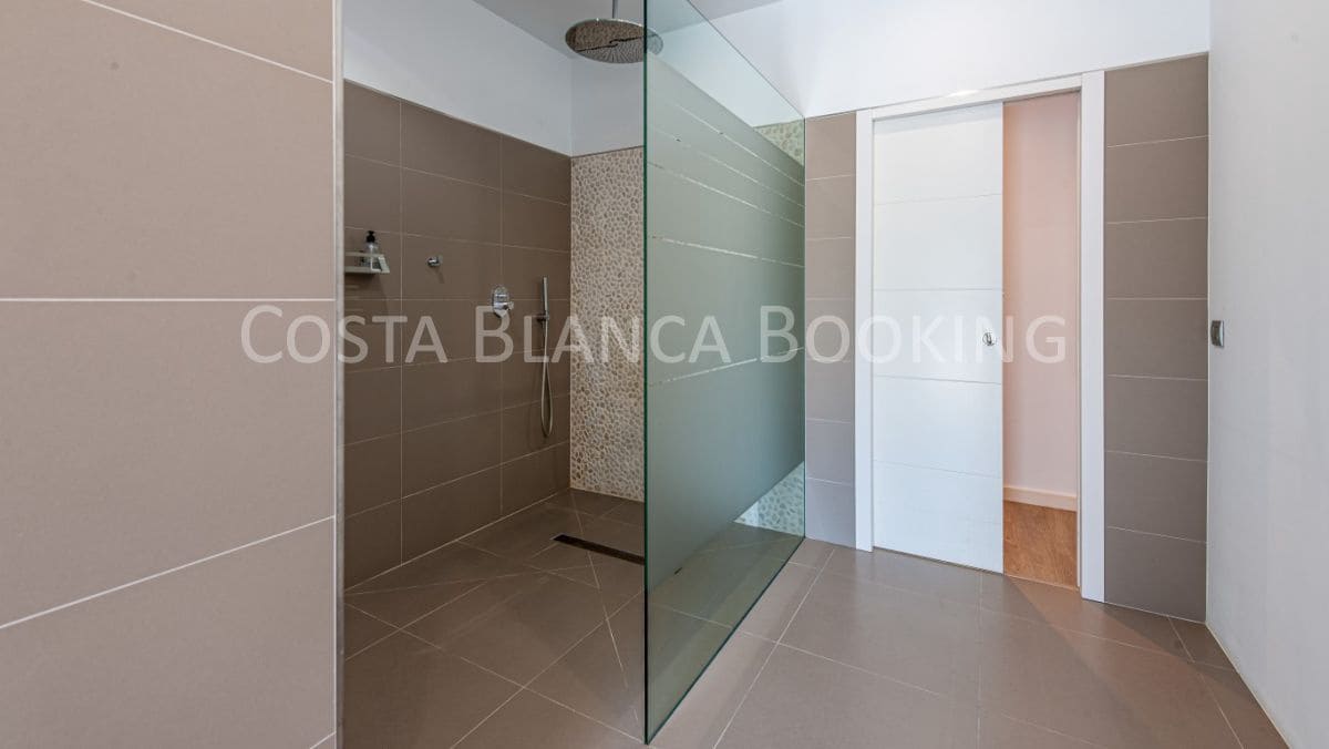 5 slaapkamer Villa te koop in Altea - € 1.950.000 (Ref: 9582794)