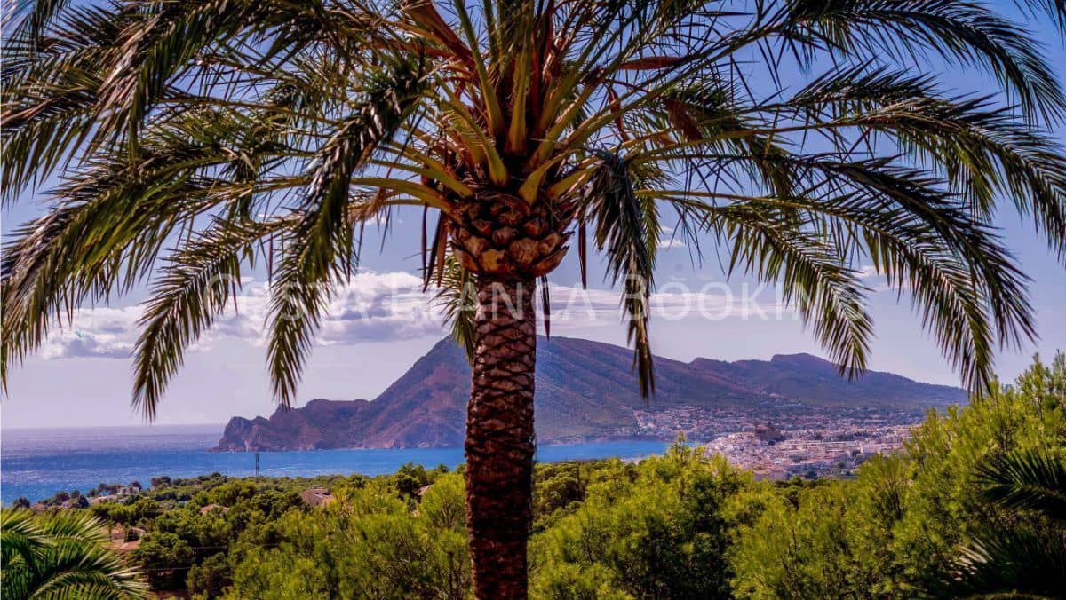 5 slaapkamer Villa te koop in Altea - € 1.950.000 (Ref: 9582794)