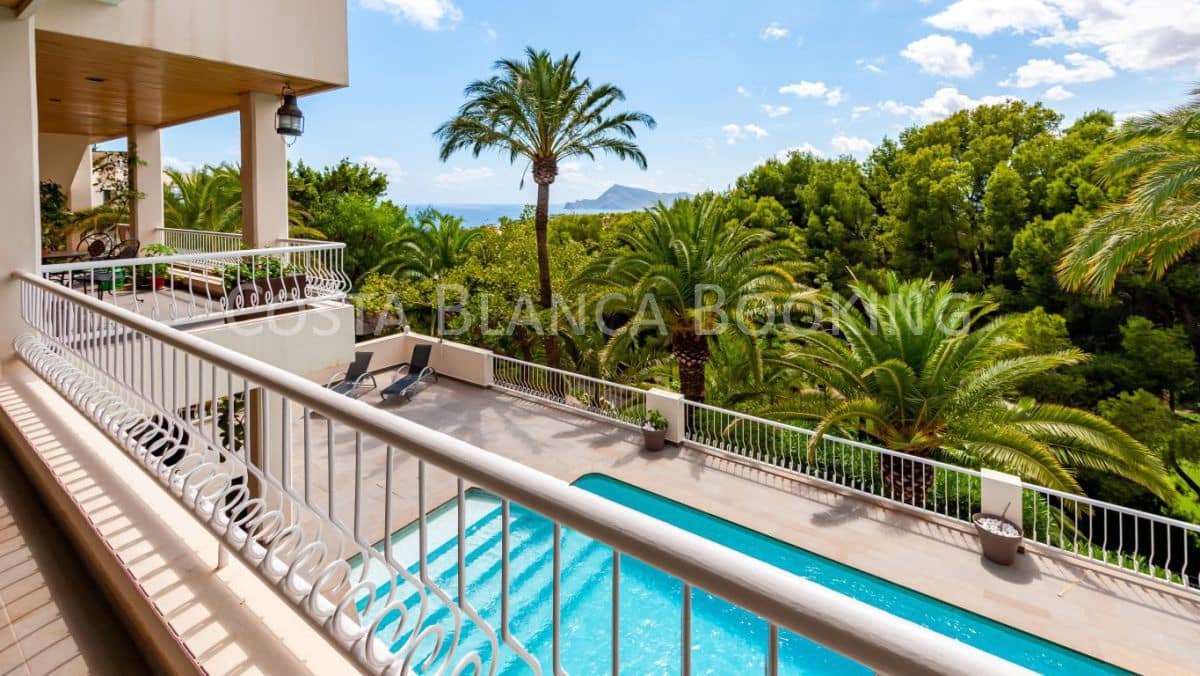 5 slaapkamer Villa te koop in Altea - € 1.950.000 (Ref: 9582794)