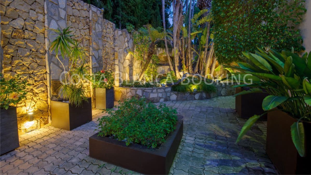 5 slaapkamer Villa te koop in Altea - € 1.950.000 (Ref: 9582794)