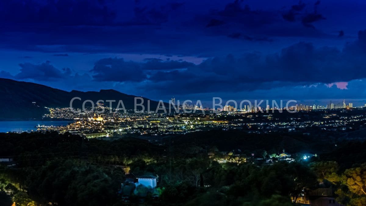 5 slaapkamer Villa te koop in Altea - € 1.950.000 (Ref: 9582794)