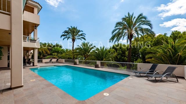 5 bedroom Villa for sale in Altea - € 1,950,000 (Ref: 9582794)