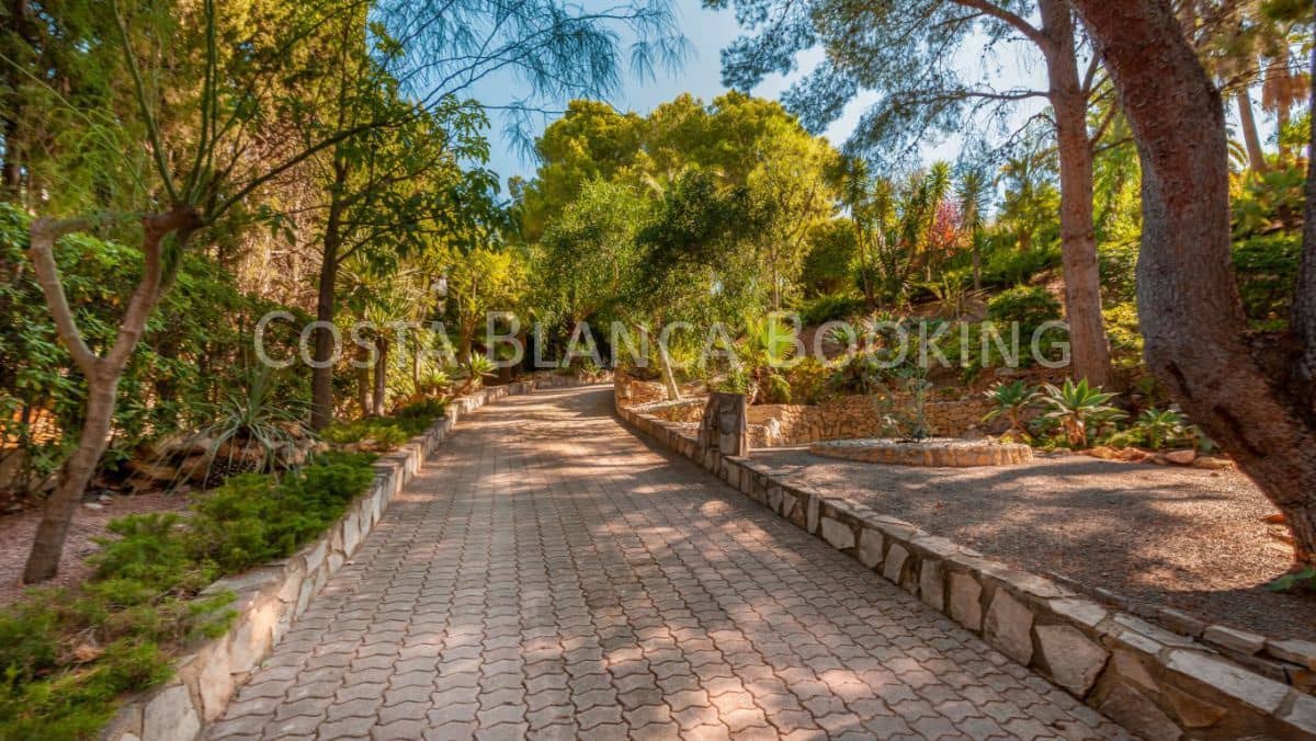 5 slaapkamer Villa te koop in Altea - € 1.950.000 (Ref: 9582794)