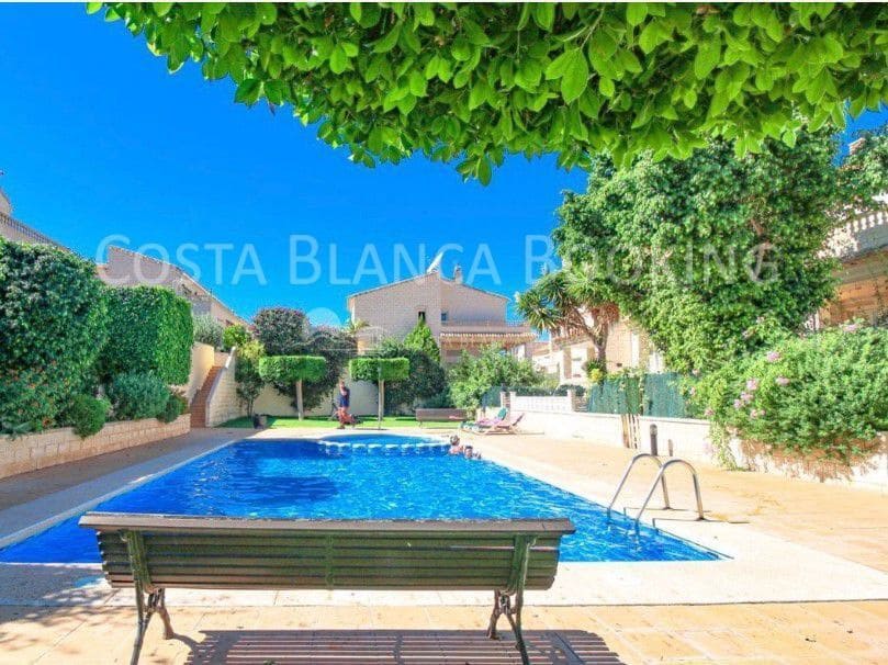 5 Zimmer Villa zu verkaufen in Albir mit Pool Garage - 450.000 € (Ref: 9582800)