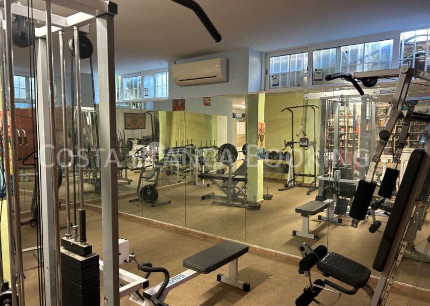 5 Zimmer Villa zu verkaufen in Albir mit Pool Garage - 450.000 € (Ref: 9582800)