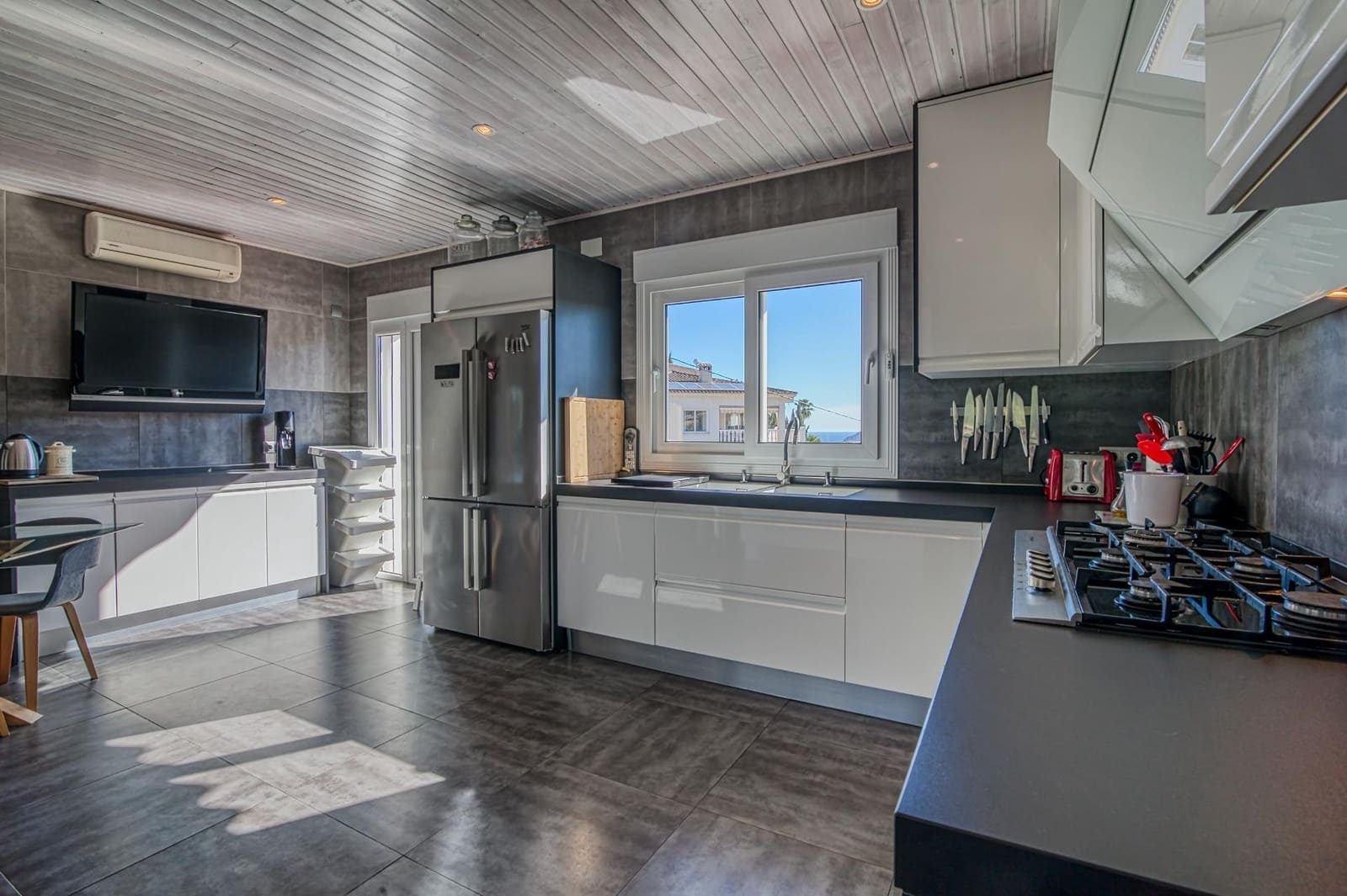 3 camera da letto Villa in vendita in La Nucia con piscina garage - 750.000 € (Rif: 9582809)