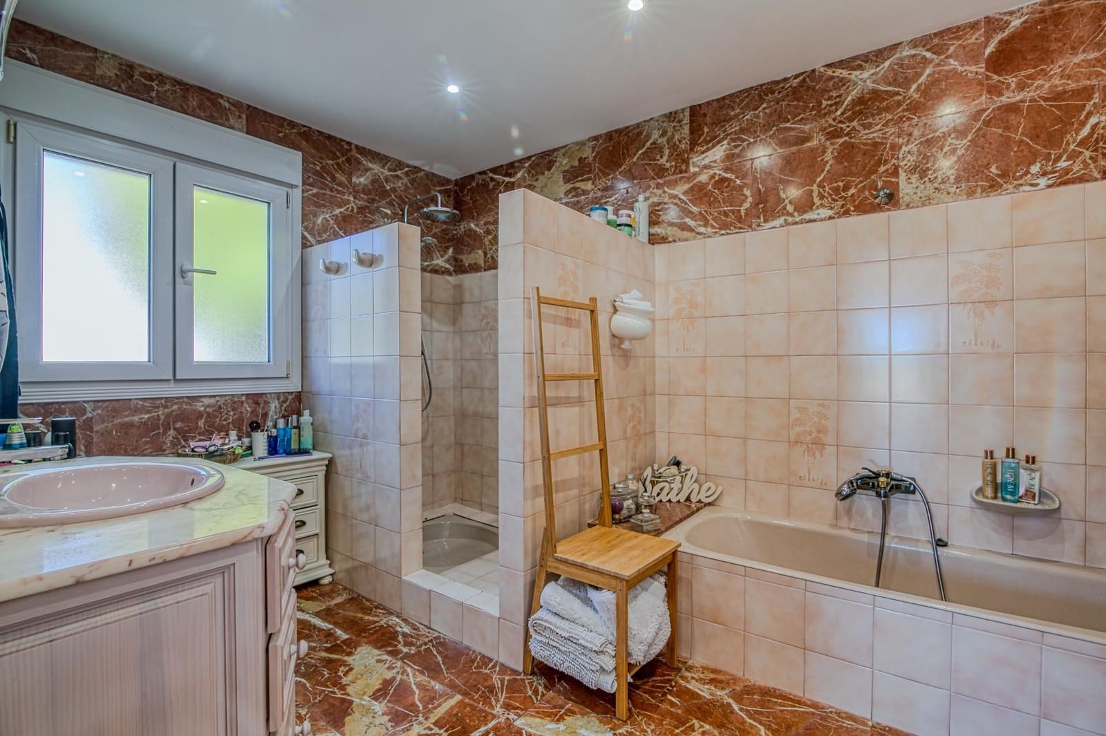 3 camera da letto Villa in vendita in La Nucia con piscina garage - 750.000 € (Rif: 9582809)