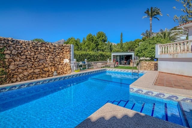 3 chambre Villa/Maison à vendre à La Nucia avec piscine garage - 750 000 € (Ref: 9582809)