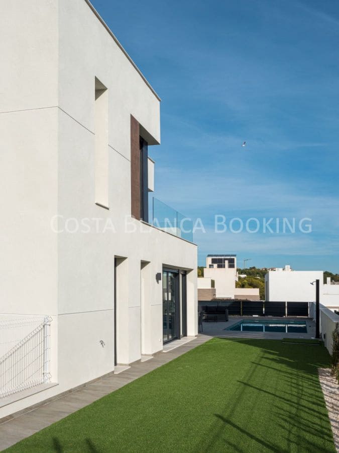 4 quarto Moradia para venda em Finestrat - 949 000 € (Ref: 9582812)