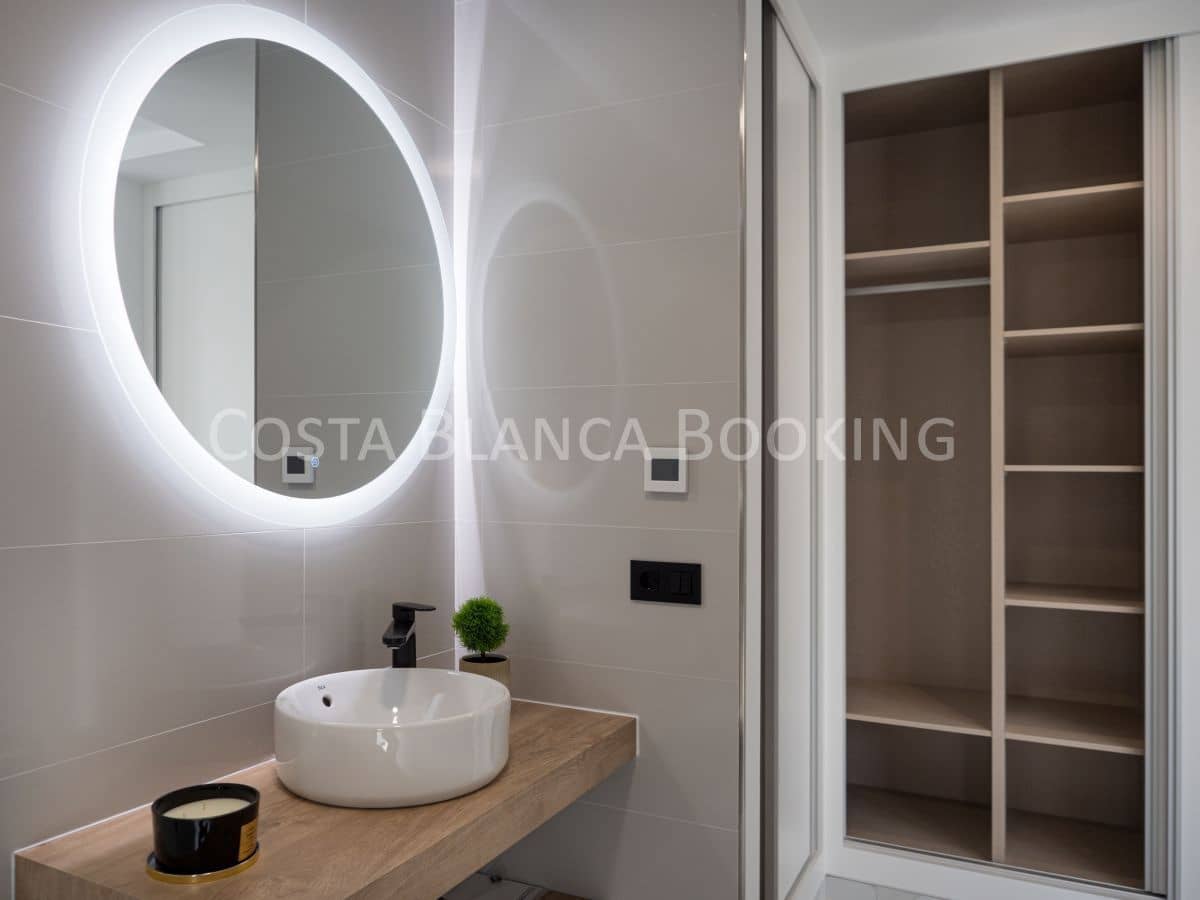 4 quarto Moradia para venda em Finestrat - 949 000 € (Ref: 9582812)