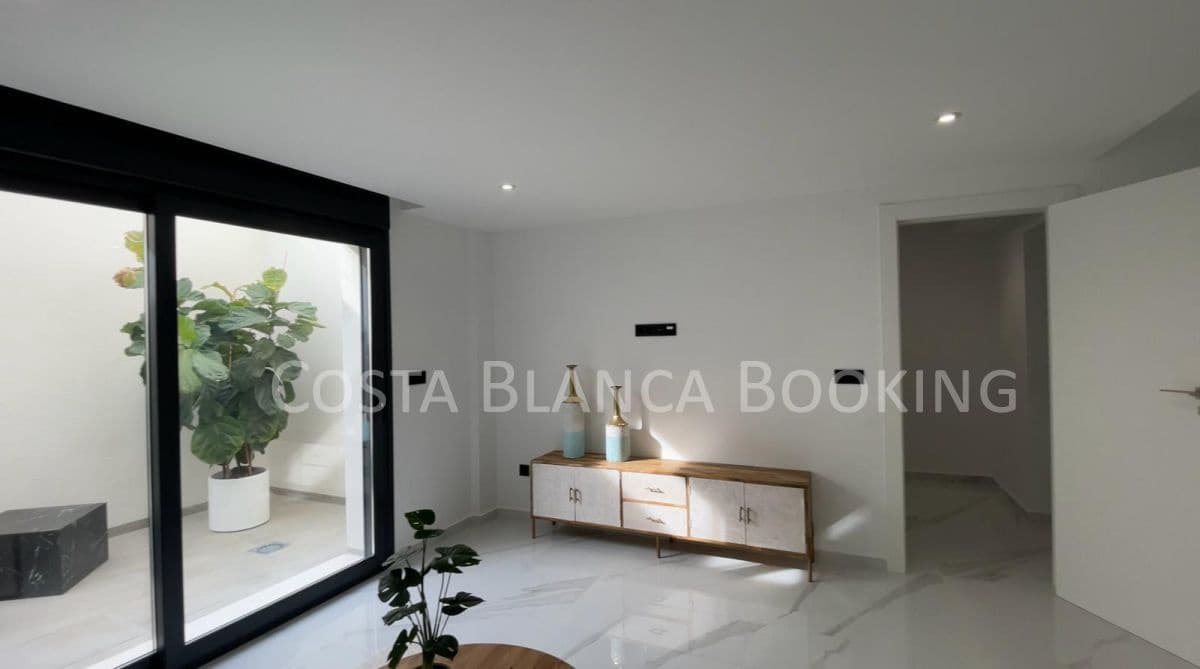 4 quarto Moradia para venda em Finestrat - 949 000 € (Ref: 9582812)