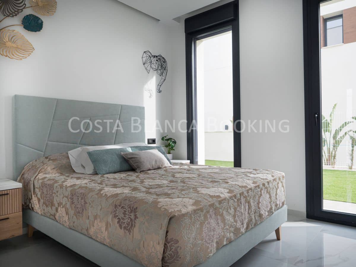 4 quarto Moradia para venda em Finestrat - 949 000 € (Ref: 9582812)