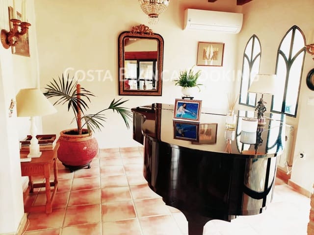 4 soverom Villa til salgs i Relleu - € 1 390 000 (Ref: 9582813)