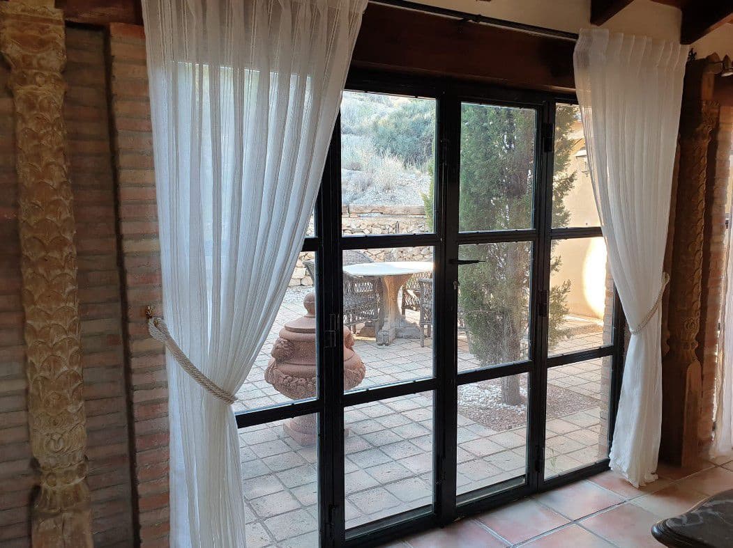 4 bedroom Villa for sale in Relleu - € 1,390,000 (Ref: 9582813)