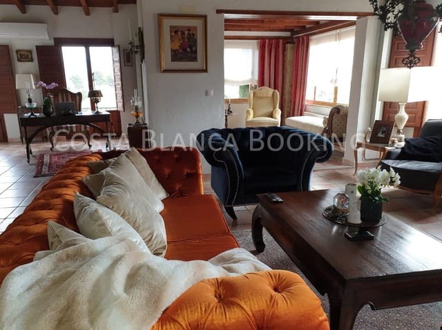 4 soverom Villa til salgs i Relleu - € 1 390 000 (Ref: 9582813)