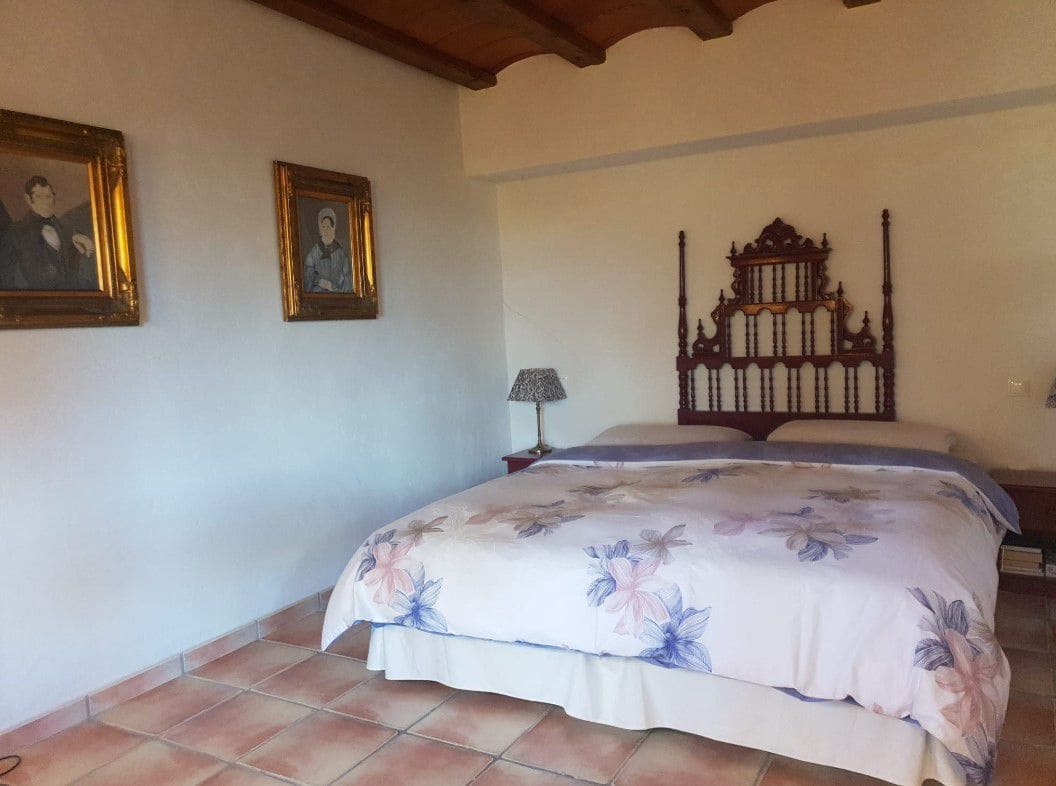 4 bedroom Villa for sale in Relleu - € 1,390,000 (Ref: 9582813)