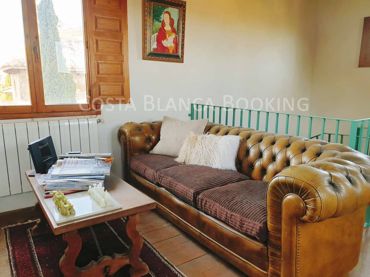 4 bedroom Villa for sale in Relleu - € 1,390,000 (Ref: 9582813)