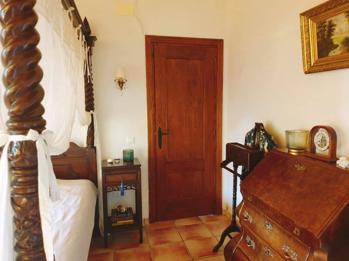 4 bedroom Villa for sale in Relleu - € 1,390,000 (Ref: 9582813)