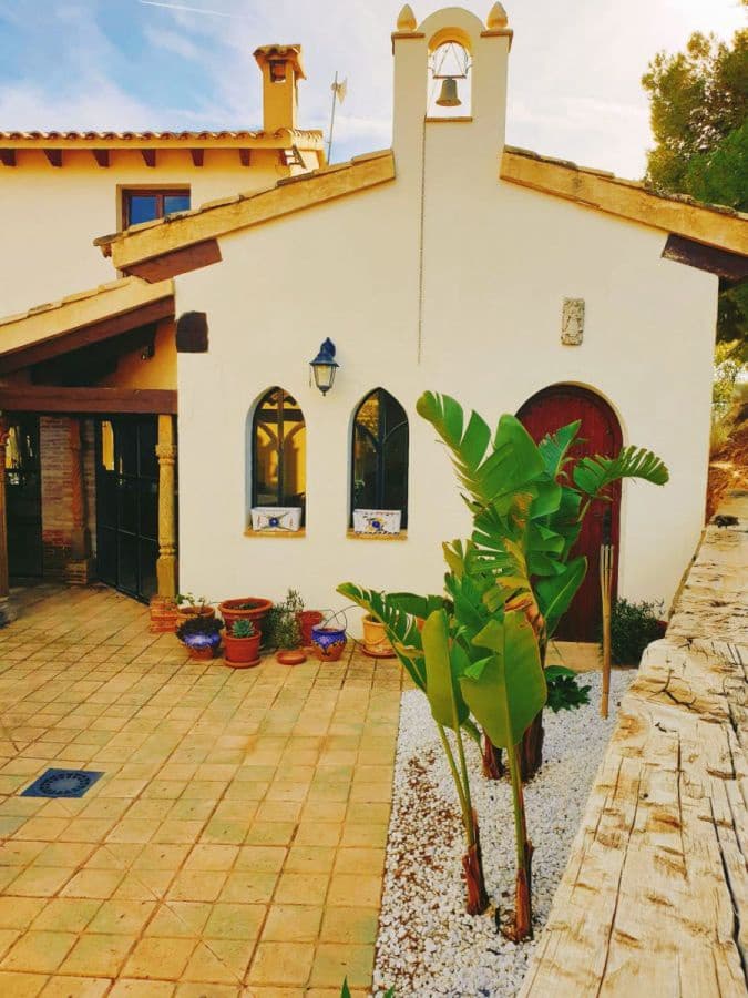 4 bedroom Villa for sale in Relleu - € 1,390,000 (Ref: 9582813)