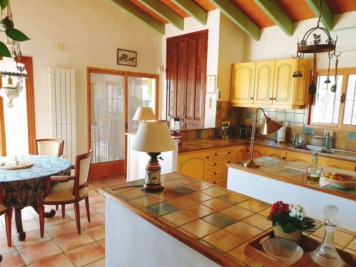 4 bedroom Villa for sale in Relleu - € 1,390,000 (Ref: 9582813)