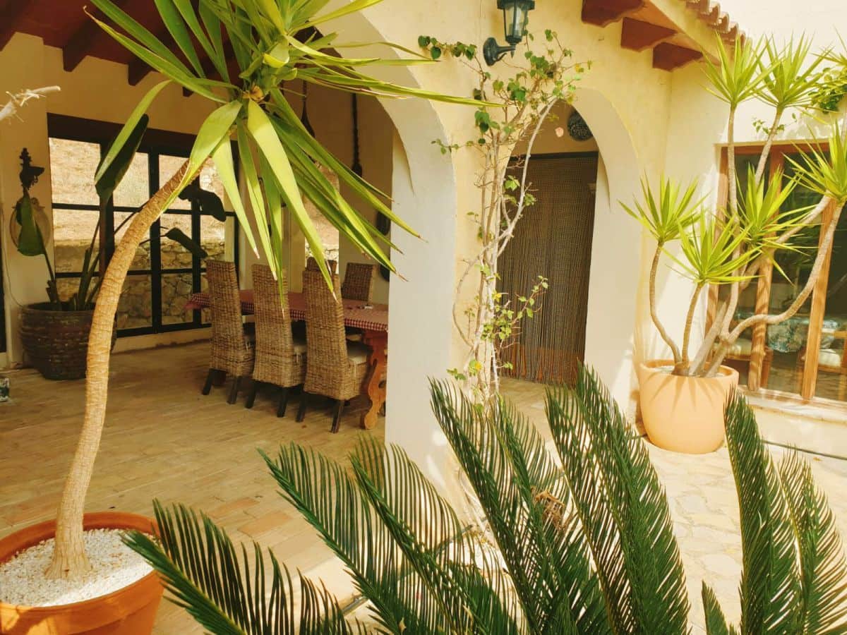 4 bedroom Villa for sale in Relleu - € 1,390,000 (Ref: 9582813)