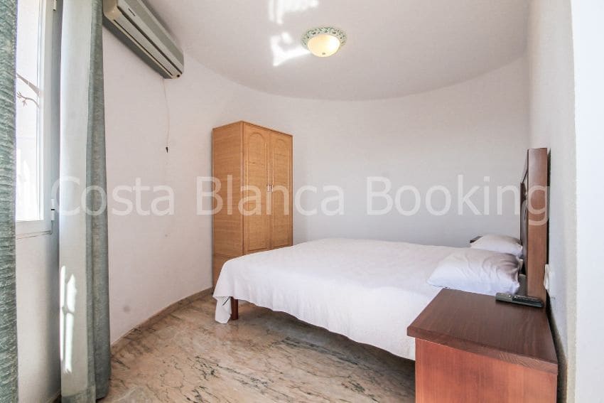 Chalet de 5 habitaciones en La Nucia en venta - 600.000 € (Ref: 9582817)