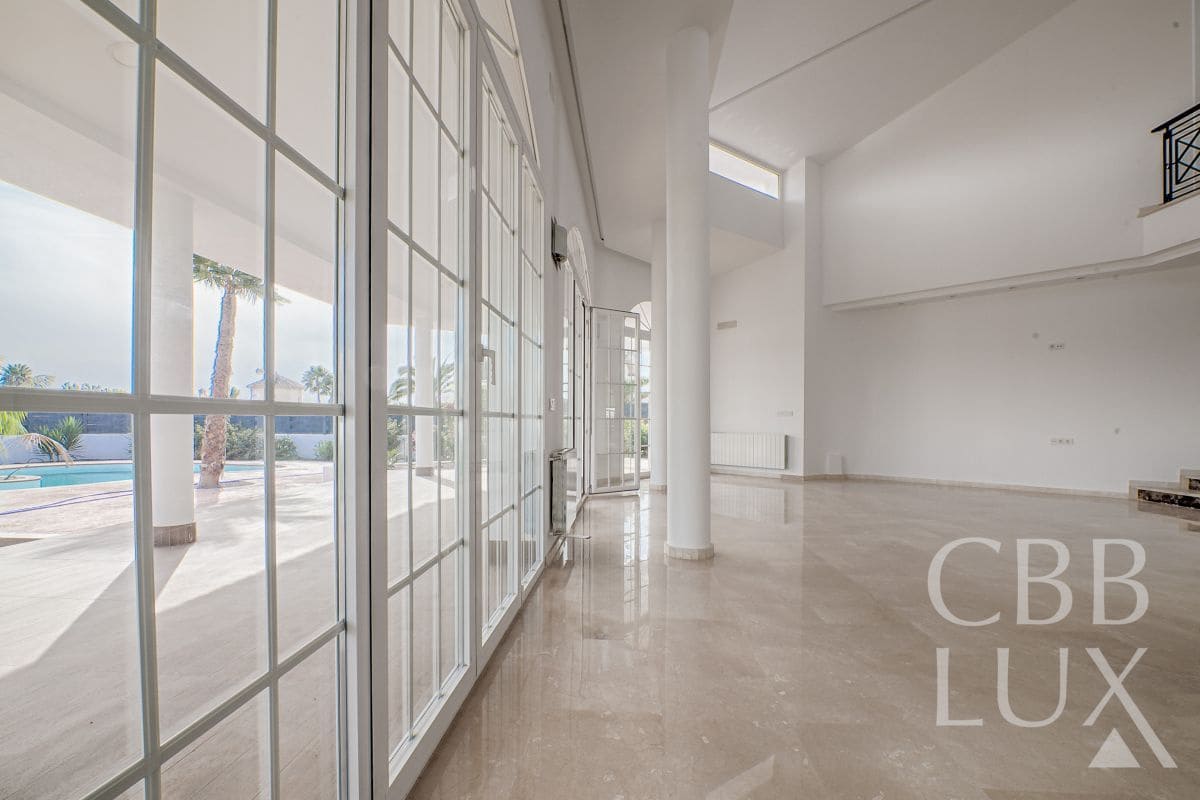 5 sovrum Villa till salu i Alfaz del Pi / L'Alfas del Pi - 1 600 000 € (Ref: 9582819)