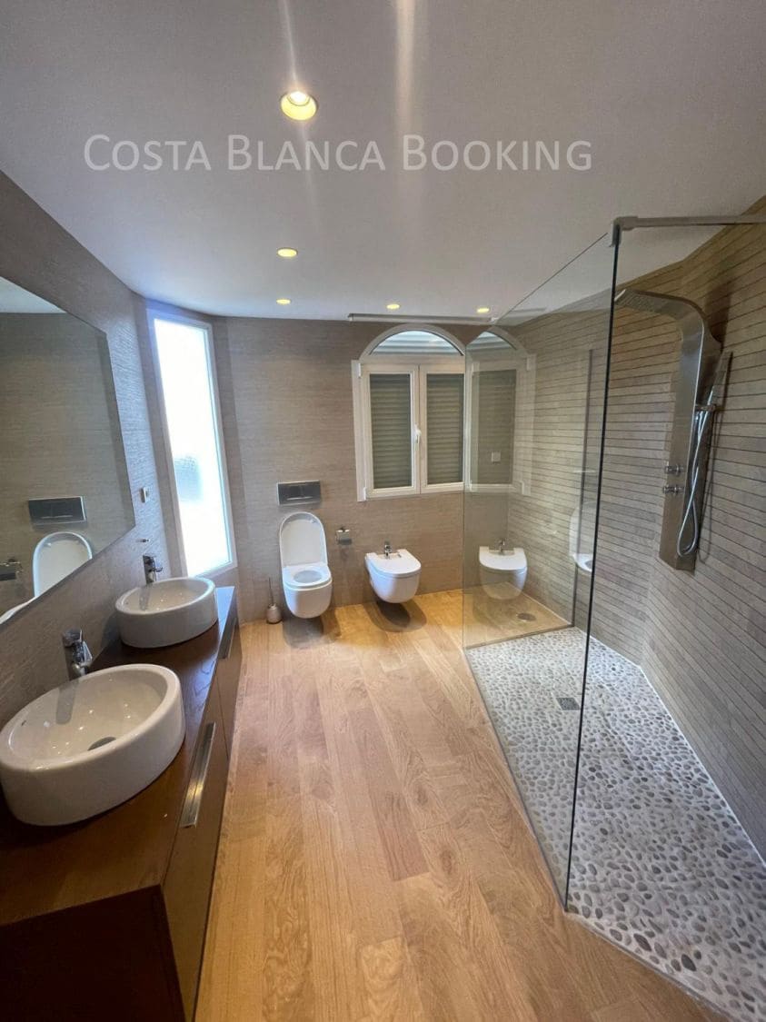 5 sovrum Villa till salu i Alfaz del Pi / L'Alfas del Pi - 1 600 000 € (Ref: 9582819)