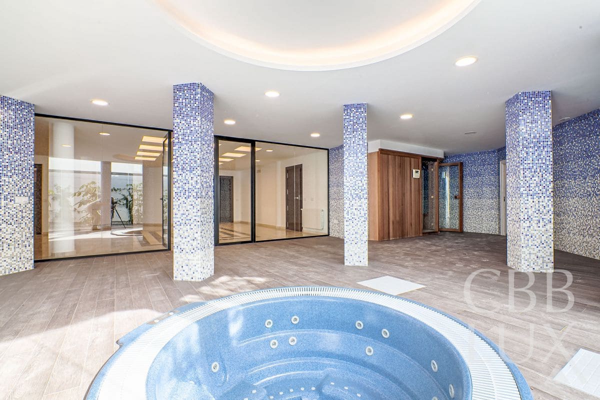 5 sovrum Villa till salu i Alfaz del Pi / L'Alfas del Pi - 1 600 000 € (Ref: 9582819)