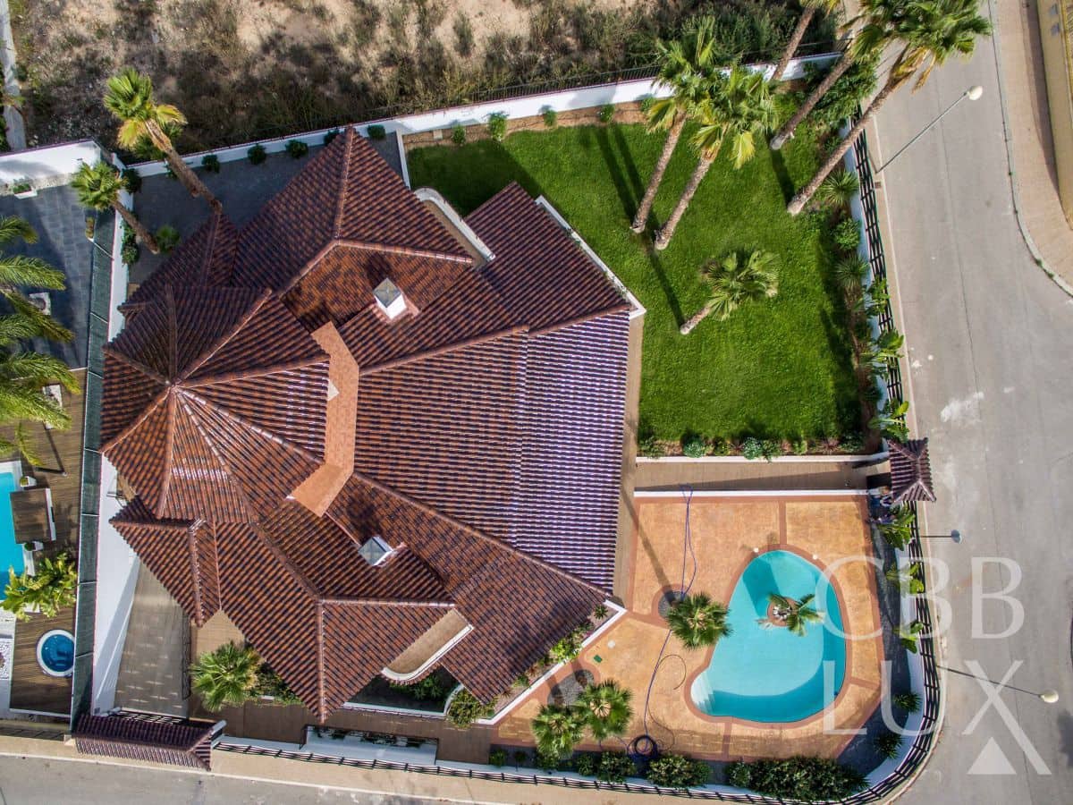 5 sovrum Villa till salu i Alfaz del Pi / L'Alfas del Pi - 1 600 000 € (Ref: 9582819)