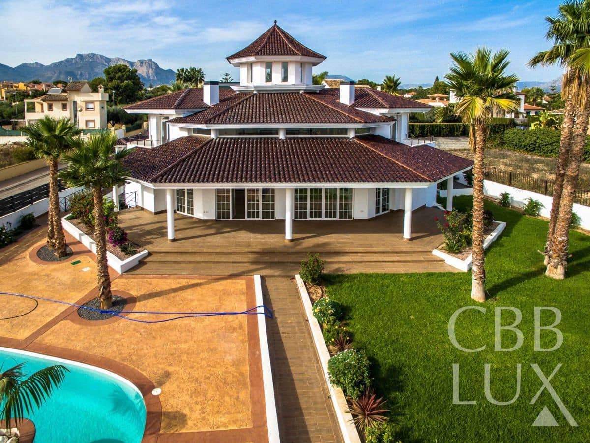 5 sovrum Villa till salu i Alfaz del Pi / L'Alfas del Pi - 1 600 000 € (Ref: 9582819)