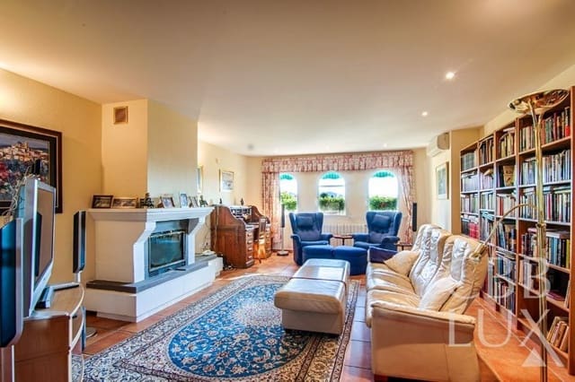 8 sypialnia Willa na sprzedaż w Alfaz del Pi / L'Alfàs del Pi - 1 880 000 € (Ref: 9582820)