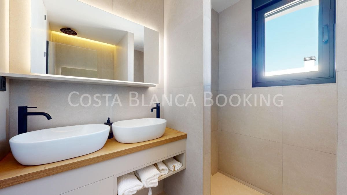 3 makuuhuone Huvila myytävänä paikassa Polop - 740 000 € (Ref: 9582828)