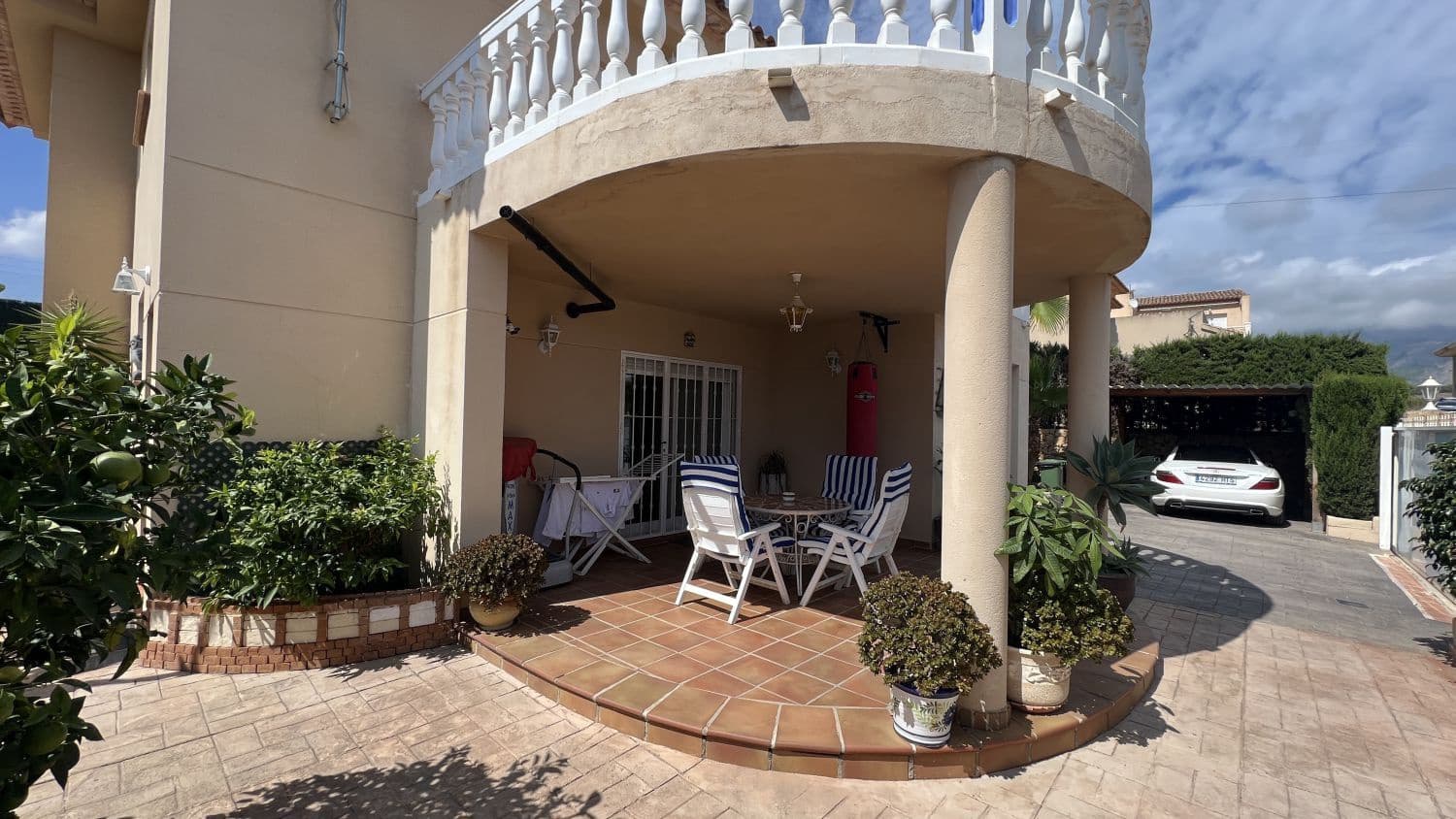 3 bedroom Villa for sale in La Nucia - € 530,000 (Ref: 9582837)