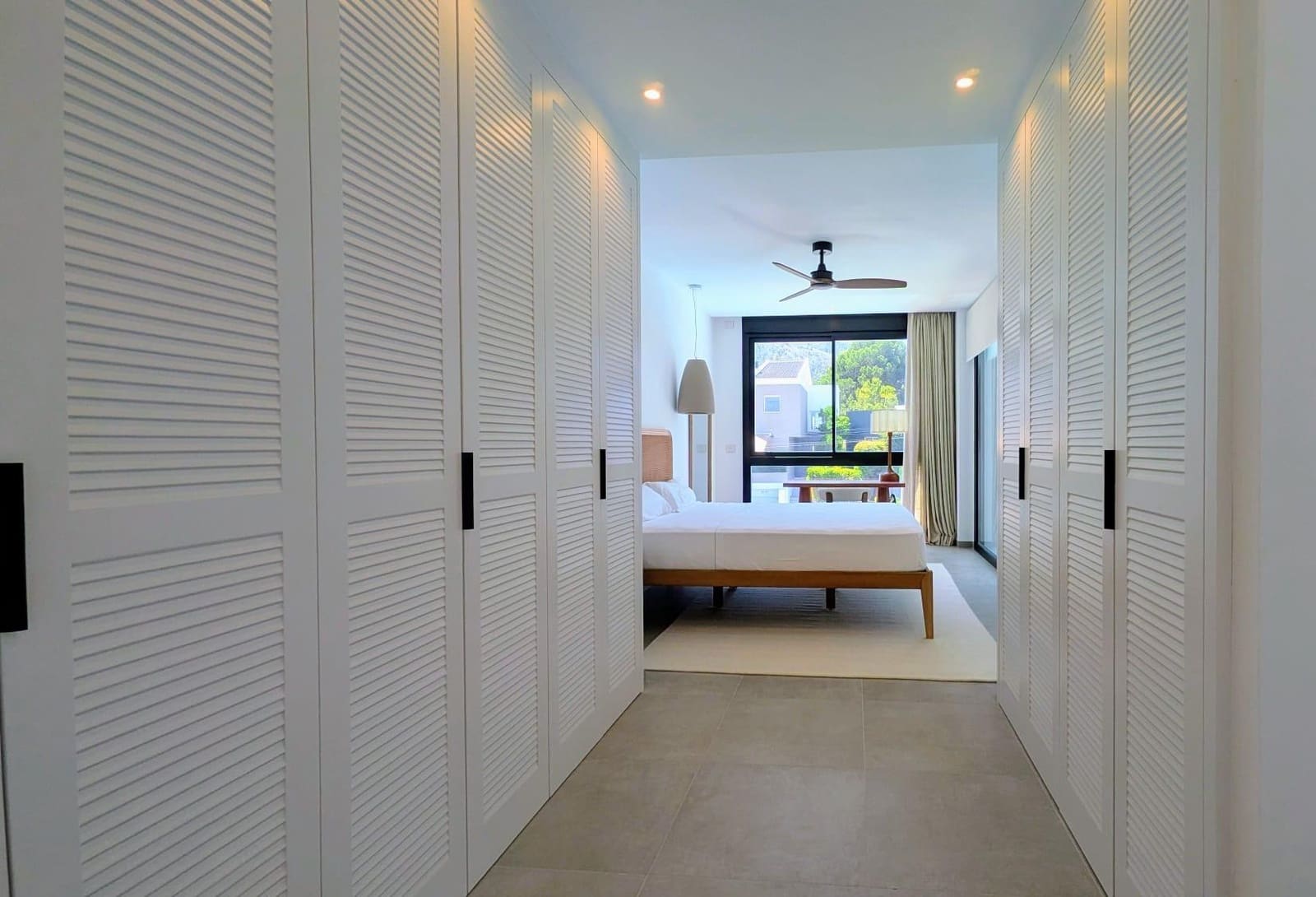 4 bedroom Villa for sale in Albir with pool - € 895,000 (Ref: 9582838)