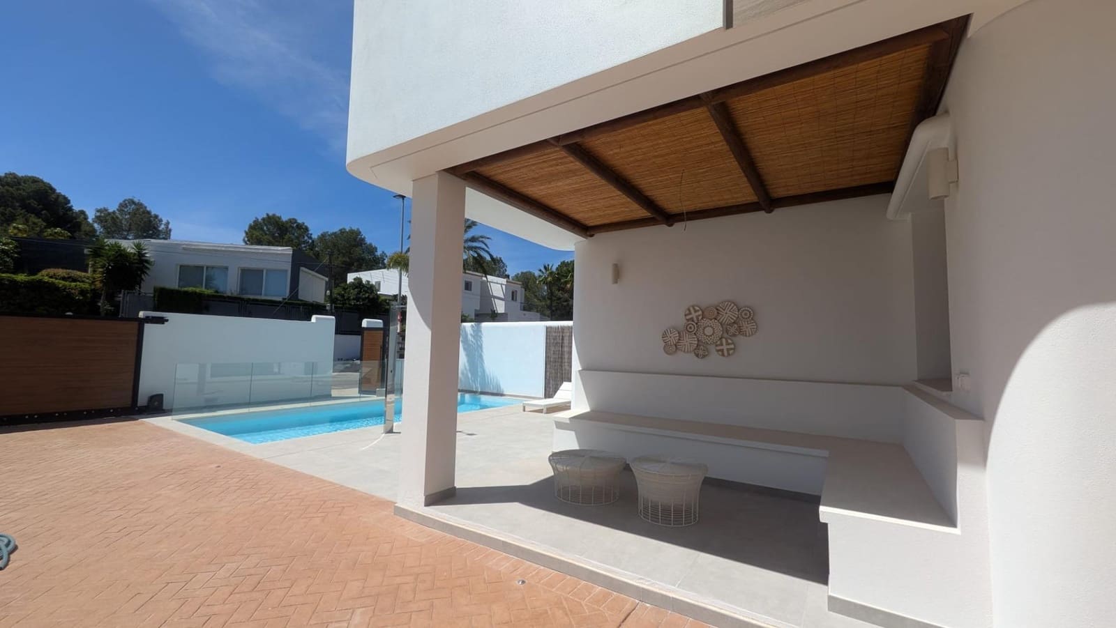 4 bedroom Villa for sale in Albir with pool - € 895,000 (Ref: 9582838)