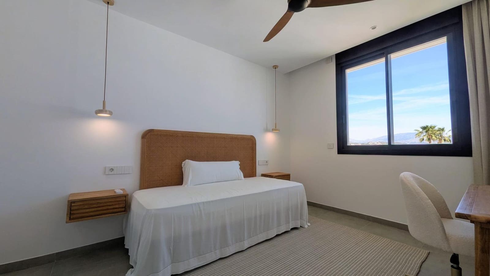 4 bedroom Villa for sale in Albir with pool - € 895,000 (Ref: 9582838)