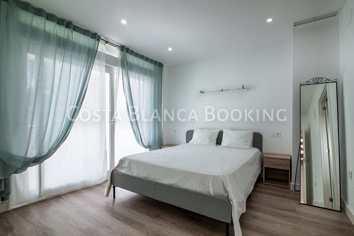 Chalet de 3 habitaciones en La Nucia en venta - 589.000 € (Ref: 9582841)