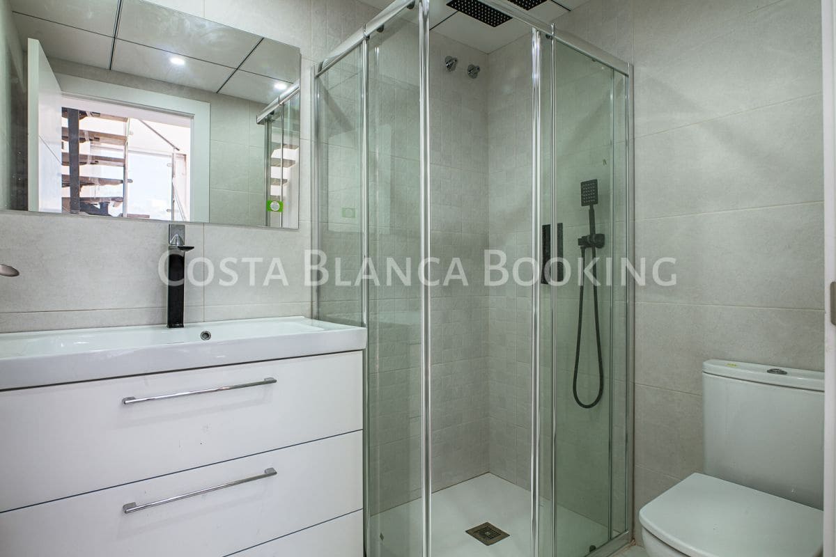 Chalet de 3 habitaciones en La Nucia en venta - 589.000 € (Ref: 9582841)